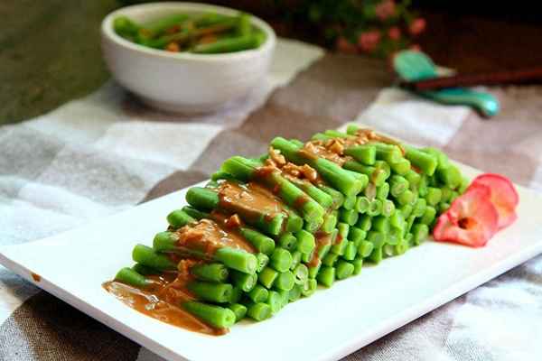 豇豆角涼拌怎么做好吃-麻醬豇豆角涼拌怎么做好吃