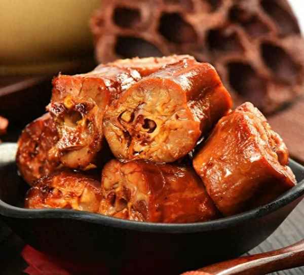 甜辣鴨脖的做法及配料-甜辣鴨脖的做法及配料視頻
