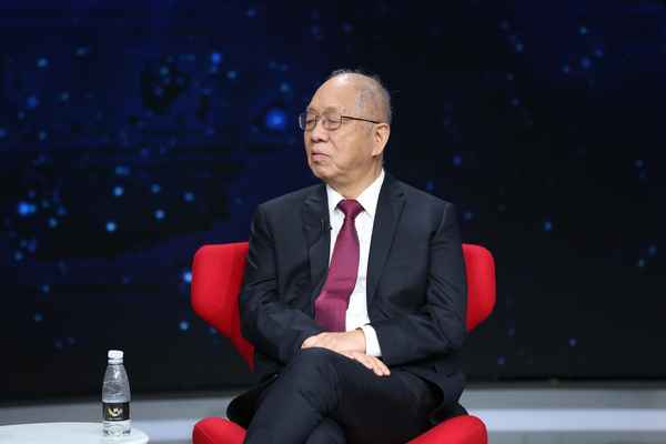 财经杨老师、财经杨婧