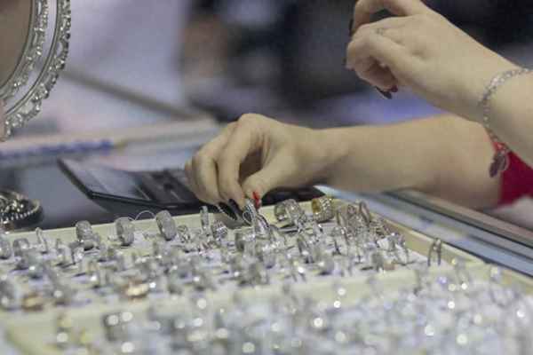 柳树说财经、柳树销路