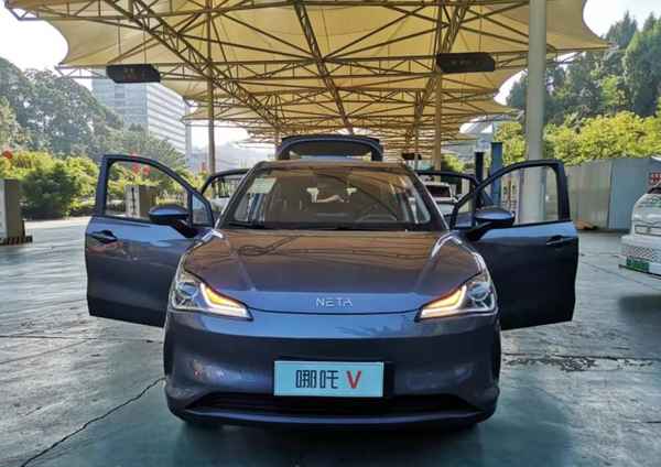 哪吒汽車怎么樣-哪吒汽車怎么樣是充滿電