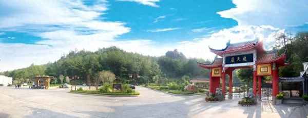 贛州通天巖景區(qū)圖片;贛州通天巖景區(qū)地圖