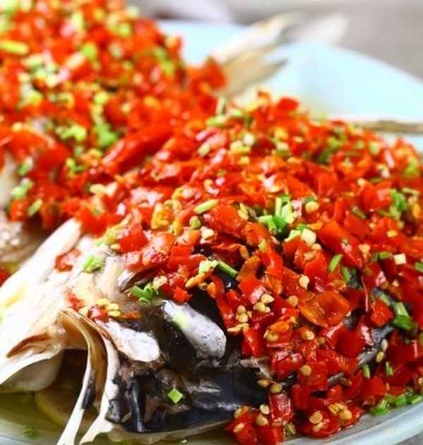剁椒鰱魚的做法大全-剁椒鰱魚頭怎么做好吃竅門