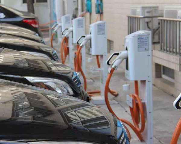 新能源汽車定義—新能源汽車的特點