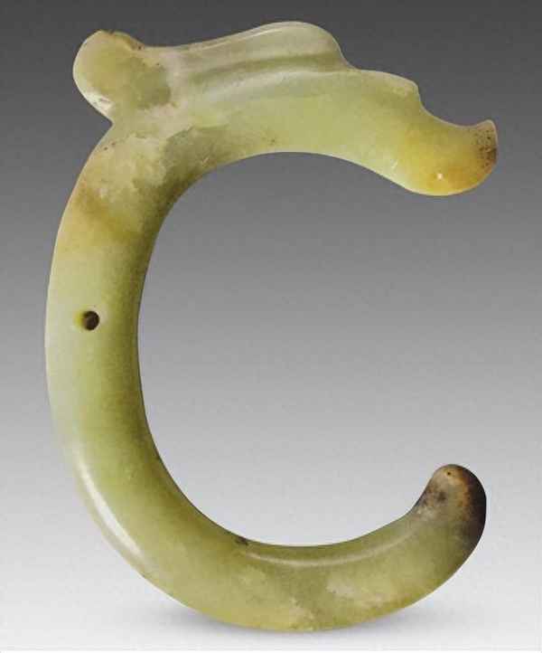 红山文化玉龙、红山文化玉龙的用途