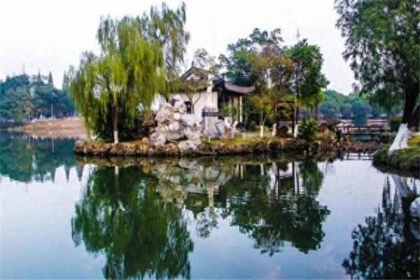 石蓮洞旅游風(fēng)景區(qū)簡介(吉水石蓮洞旅游風(fēng)景區(qū)簡介)