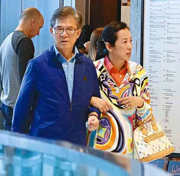 給人感覺很穩的人_穩的人給人的感覺