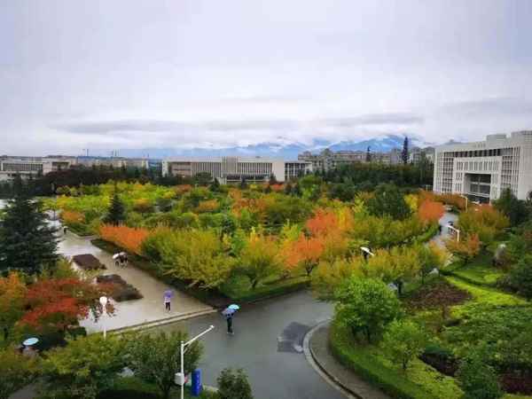 长安财经学院(长安财经学院周边外来人口多吗)