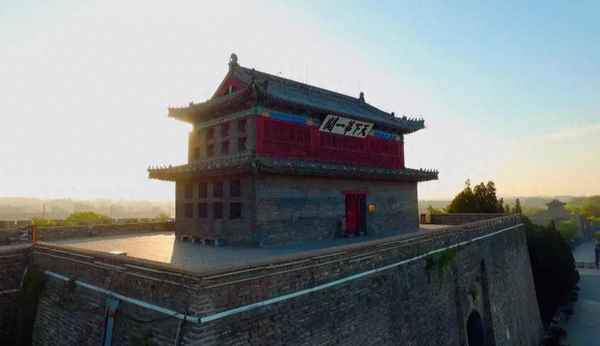 老龍頭和山海關哪個更值得去;老龍頭和山海關是一個景區嗎