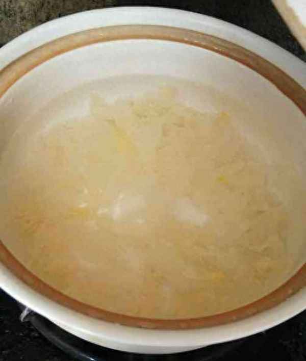 怎么熬銀耳才會粘稠好喝;銀耳湯一般熬幾個小時