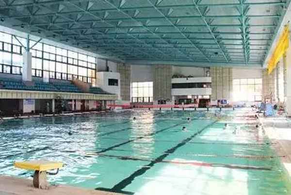 云南财经大学游泳馆、云南财经大学游泳馆水深