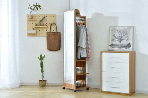 一开门正对着鞋柜好不好,一开门就看见邻居的鞋架