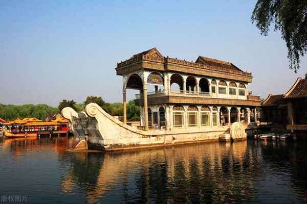 頤和園必看十大景點(diǎn)、頤和園和圓明園哪個(gè)更值得去