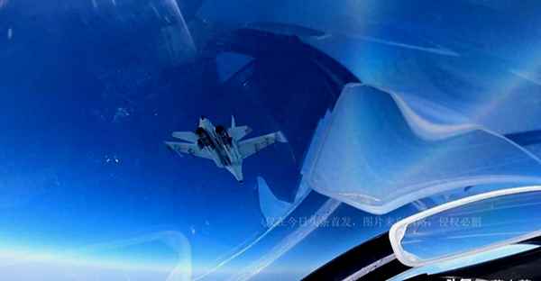 中國空軍穿越加拿大邊界—中國空軍穿越加拿大邊界的電影
