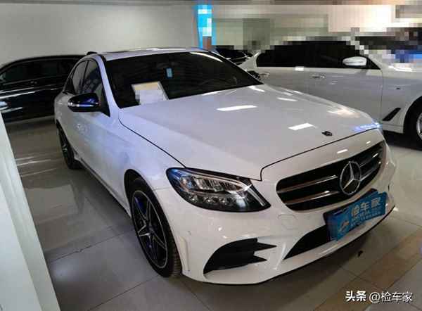奔馳c260兩門四座—奔馳無框兩門車門是哪一款