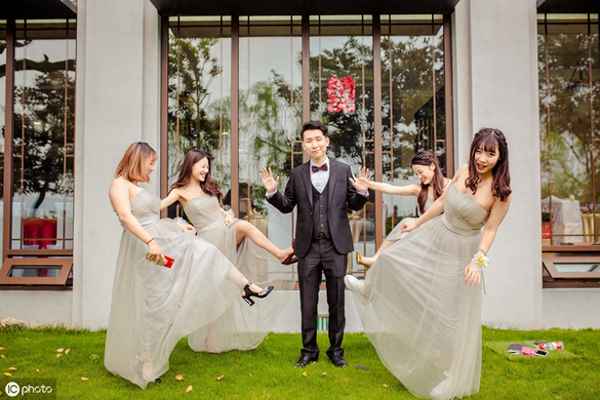 主婚人最精彩的主婚詞_主婚人的講話簡單經典