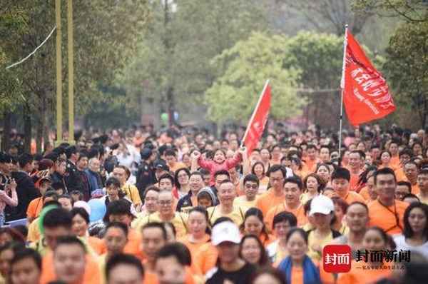 汽車過路車會(huì)進(jìn)站嗎_過路車會(huì)到車站嗎