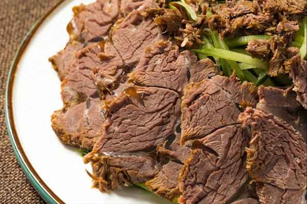牛肉腌制方法和配料(牛排的腌制方法和配料)