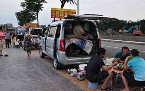 建材市场找的修漏水被坑,请师傅修漏水被坑