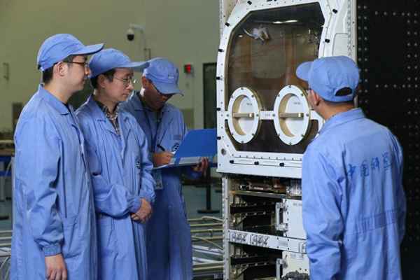 空間站主要研究什么、空間站的用途