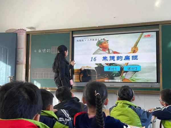 教研活動精彩開頭和結尾-優秀教研組長發言稿火了