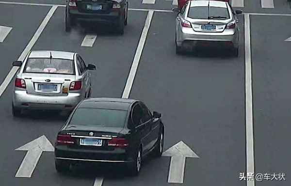 壓實現超車扣幾分;超車壓實線一定會被拍嗎