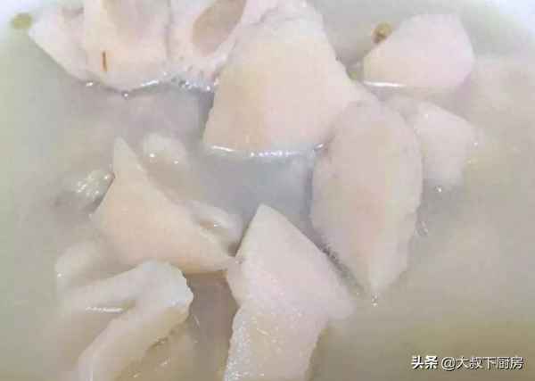 夏天的蓮藕適合煲湯嗎;夏季的蓮藕