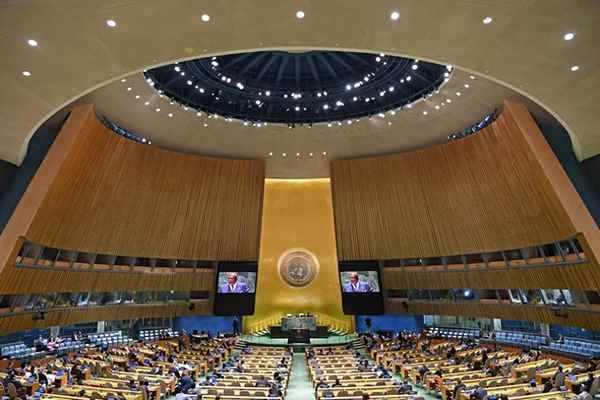 中国持美国国债4万亿—中国持美国国债4万亿是真的吗