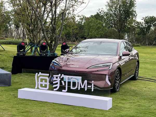 一年的試駕車值不值得購買,一年的試駕車能便宜多少