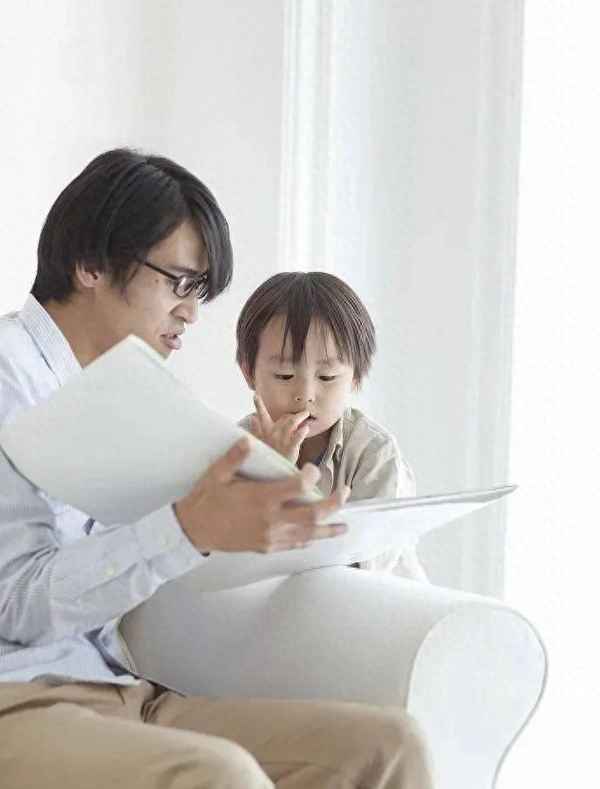 吃指甲的孩子是什么原因-吃指甲缺什么维生素