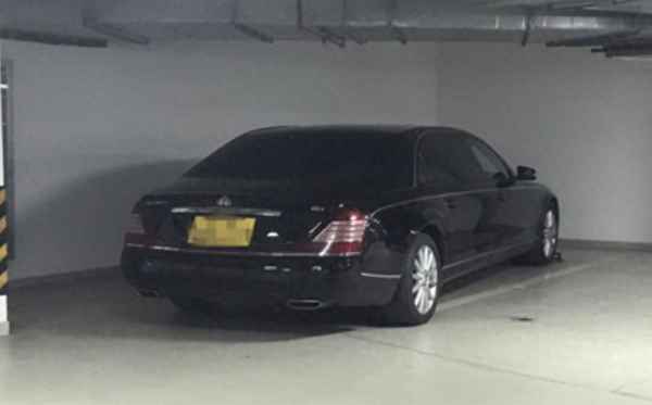 1200萬的邁巴赫車圖片、1200萬的邁巴赫車圖片屬于什么品牌
