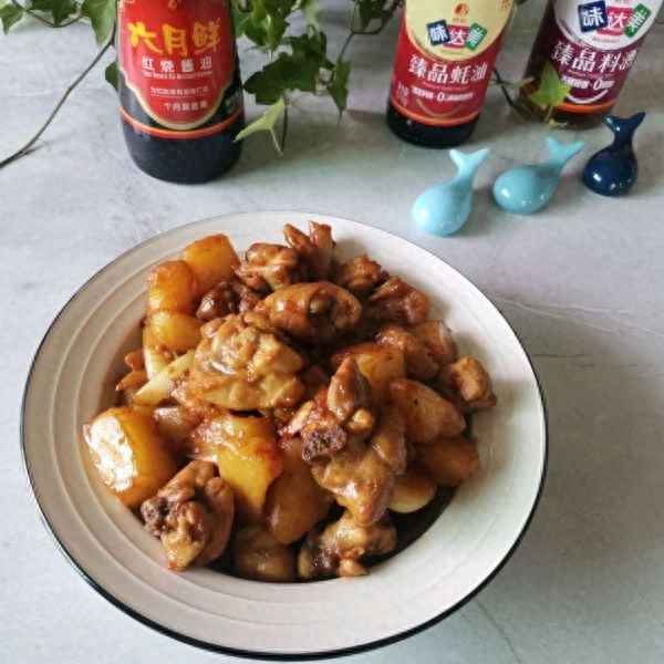 雞腿燒土豆的做法(雞腿燒土豆的做法視頻)