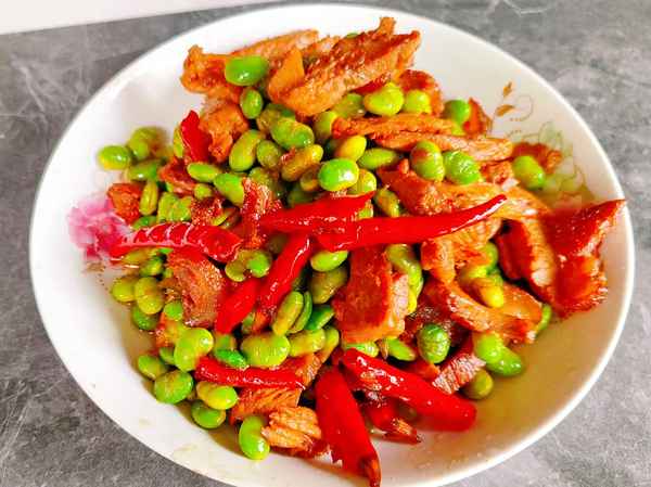 青黃豆炒肉怎么做好吃,青黃豆炒什么好吃