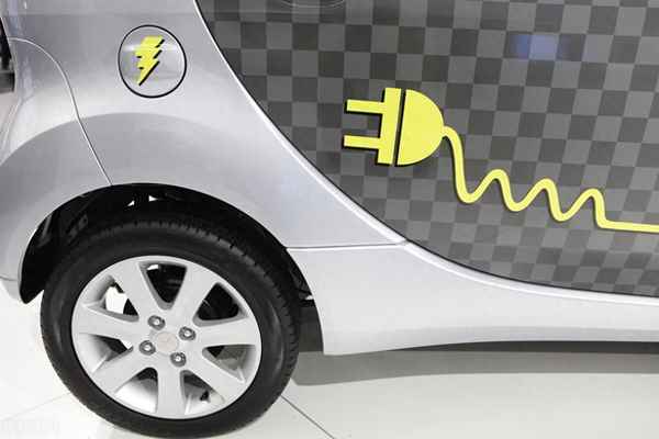 高速上電車沒電了怎么辦、高速上電車沒電了怎么辦視頻