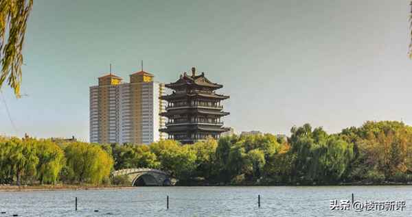 大明湖在市中心嗎,大明湖屬于