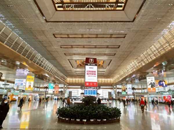 江苏是浙江的省会吗—江苏是浙江？