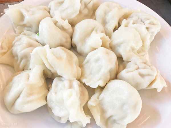 魚肉餃子怎么做好吃,魚餡兒餃子怎么拌餡好吃