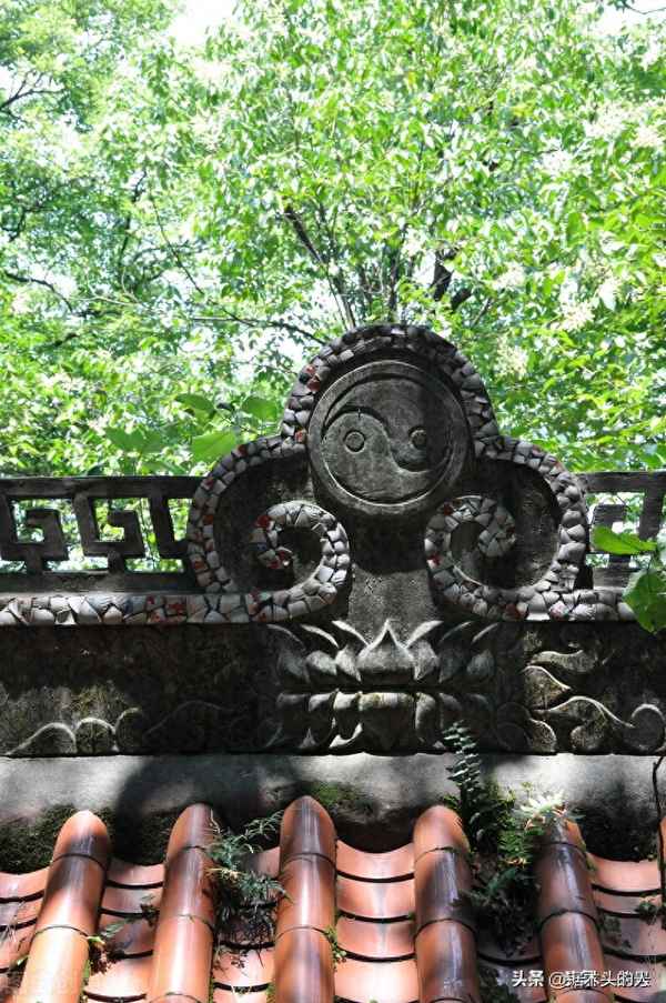 苏轼浪淘沙赤壁怀古;苏轼浪淘沙赤壁怀古翻译