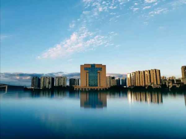 四川财经职业学院招生代码;乐山职业学院专业代码