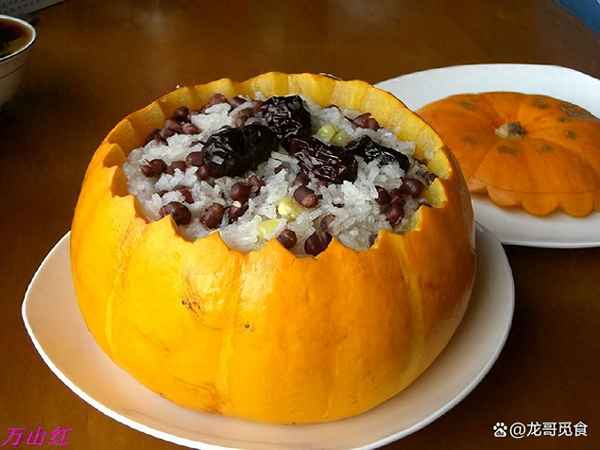 酒店的八寶南瓜做法、南瓜八寶飯怎么做南瓜不變色
