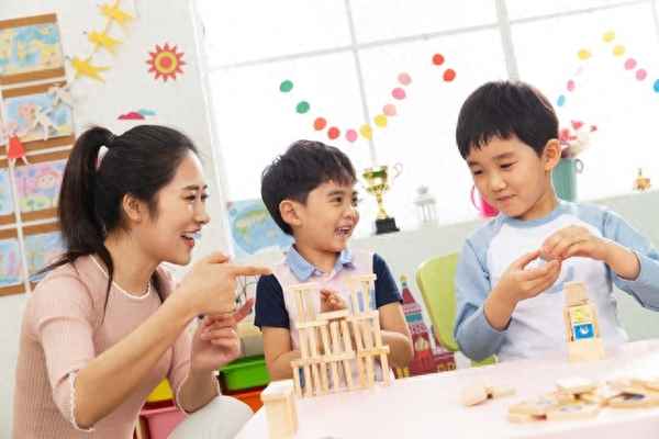 幼兒園家長評語怎么寫—大班幼兒園家長評語怎么寫