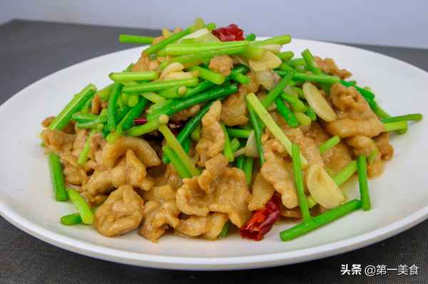 蒜苗炒肉怎么炒好吃又簡單(蒜苗炒肉的做法 最正宗的做法)