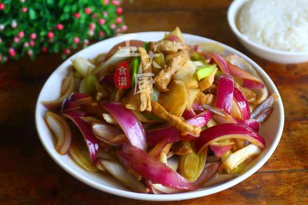 蔥爆牛里脊肉怎么做-牛里脊炒蔥頭做法
