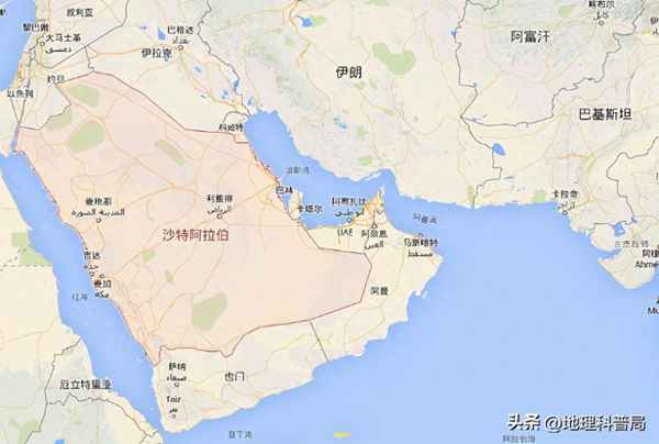 沙特和迪拜哪个有钱_沙特打工一个月多少钱