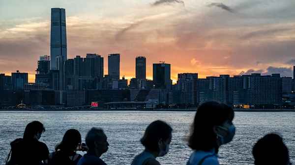 香港支持同性夫妇享平等住房权、香港人住房