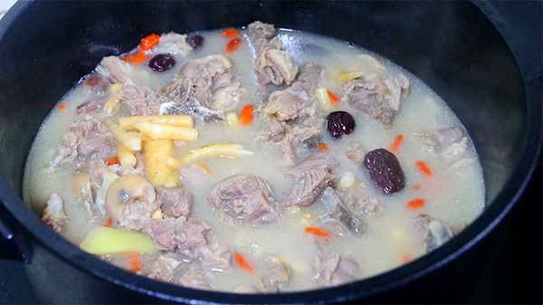 清燉羊肉的最佳做法、怎么燉羊肉好吃又簡單