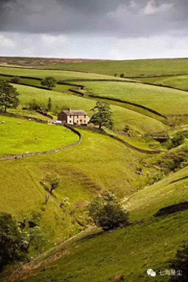 达西庄园在英国哪个城市;达西庄园离伦敦多远