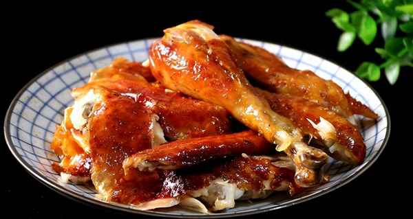 菜品擺盤花樣圖片(菜品擺盤花樣圖片擺盤圍邊)