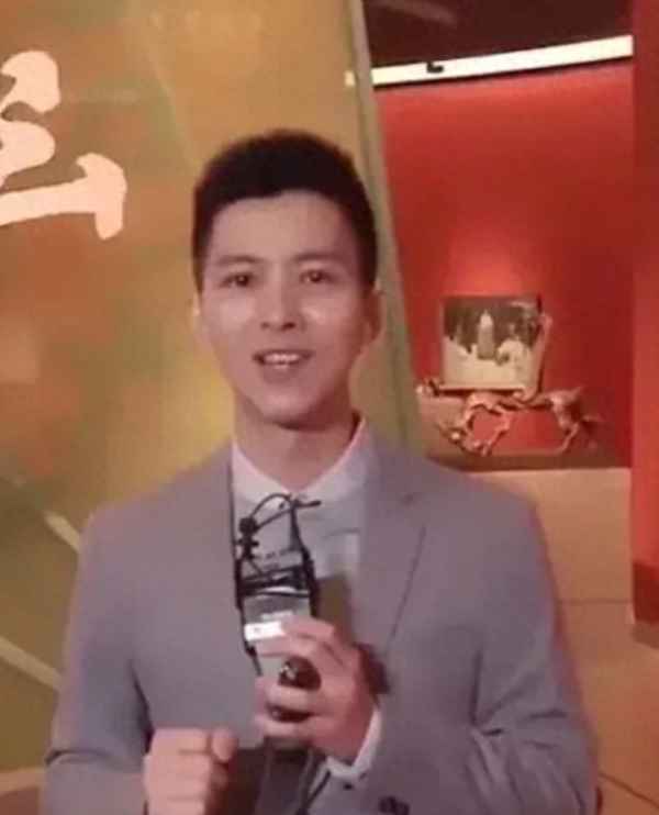 视频环球财经连线_环球财经连线午间版