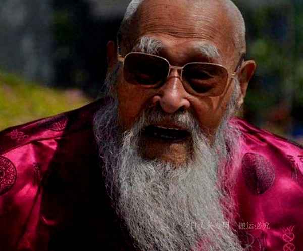 跨越三个世纪老人,横跨三个世纪的人